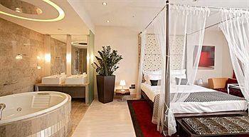 Central Hotel Belgrado Esterno foto